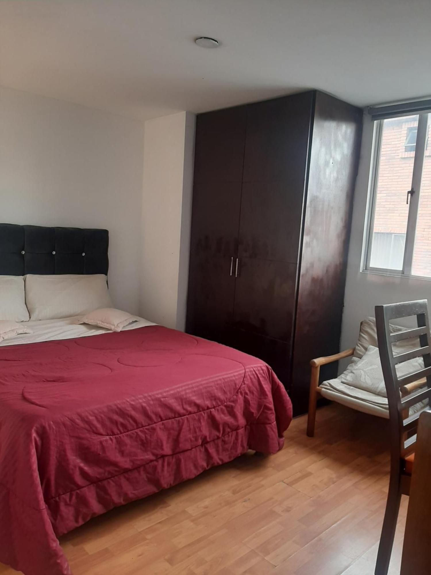 Appartement Sector De Corferias , Y A 5 Cuadras, Embajada Americana 10 Cuadras, Cerca Al Can , G 12 , Universidad Nacional , Aeropuerto A 2 Cuadras Estacion Ciudad Universitaria Marque-tresdiecisietecincoveintisieteveintiseistreintayu