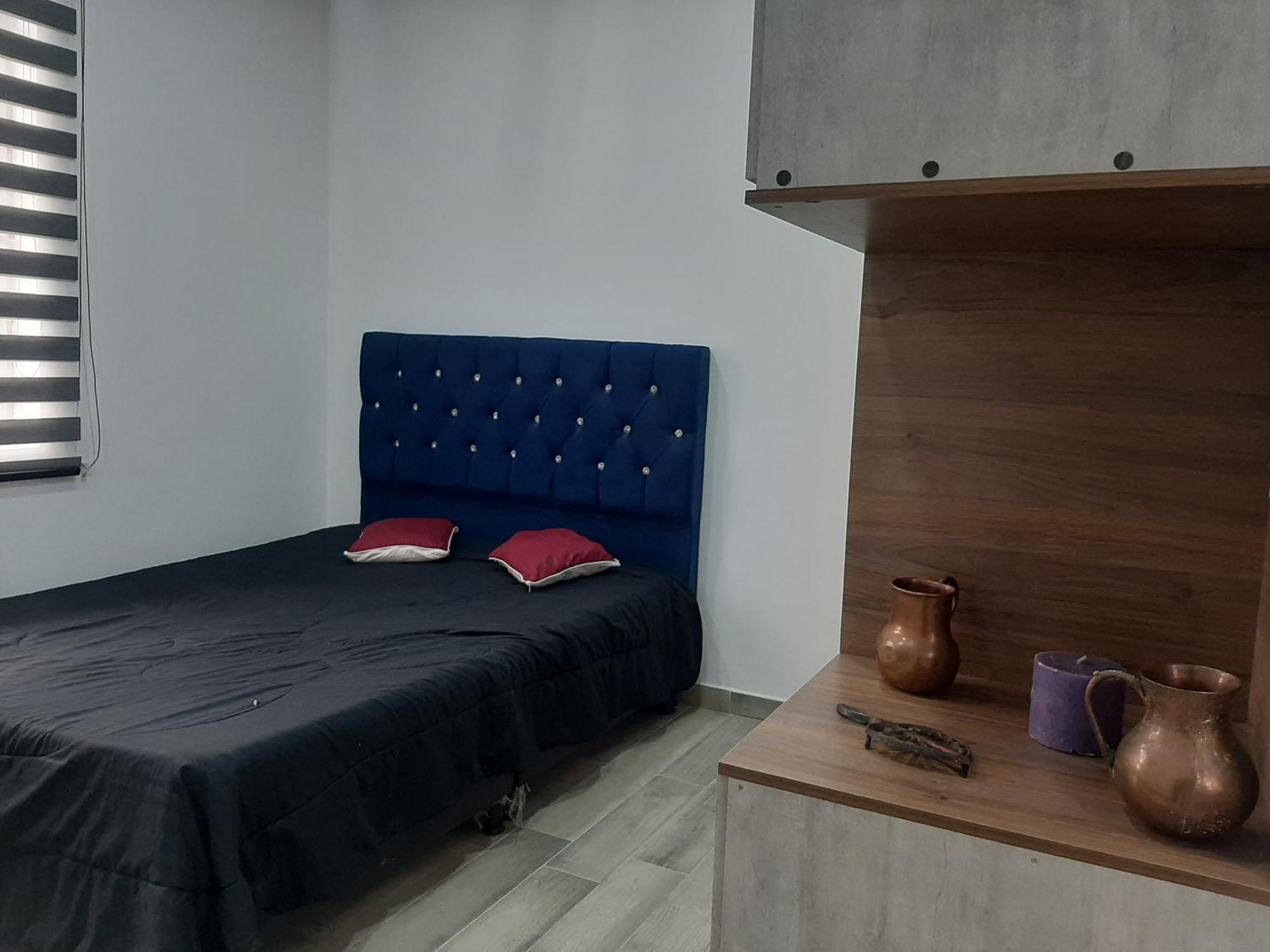 Appartement Sector De Corferias , Y A 5 Cuadras, Embajada Americana 10 Cuadras, Cerca Al Can , G 12 , Universidad Nacional , Aeropuerto A 2 Cuadras Estacion Ciudad Universitaria Marque-tresdiecisietecincoveintisieteveintiseistreintayu